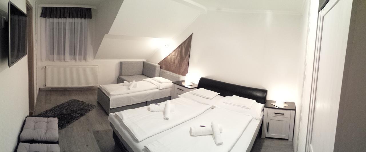 Szabo Vendeghaz Hotel Villány Buitenkant foto